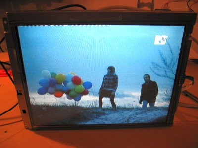 WikiImage Fernsehen mit OFSP6; Die TV-Karte ist in einem anderen Rechner; Der X-Server zeigt das Fernsehbild an